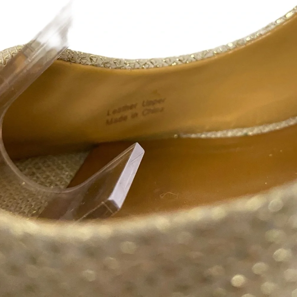 Badgley Mischka Leather Glitter Accents Winter Peep Toe Platform Pumps Champagne